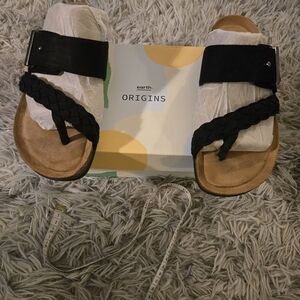 Earth Origins Black and Tan Sandals
